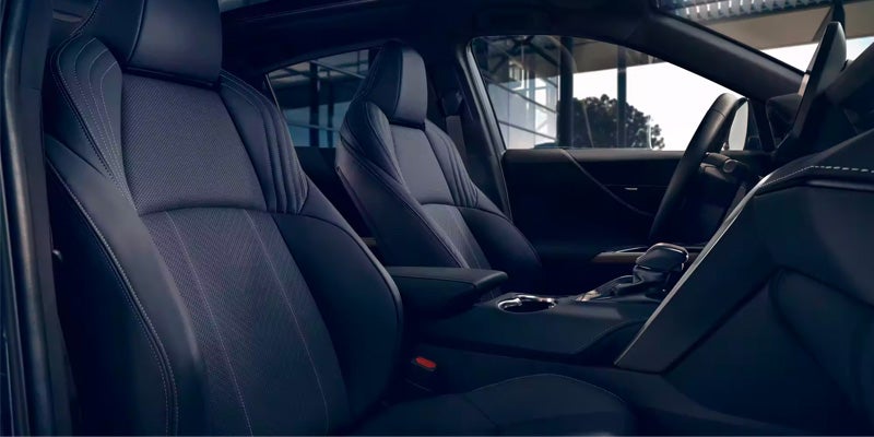 Front seating in a Toyota Venza